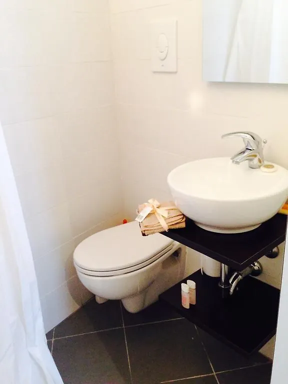 B&B Mundi Milan 0*,