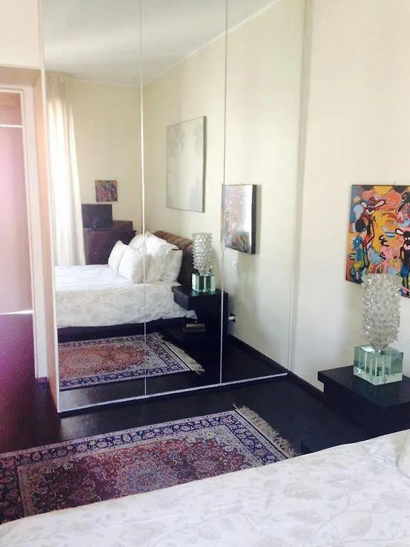 Bed & Breakfast B&B Mundi Milan Italy