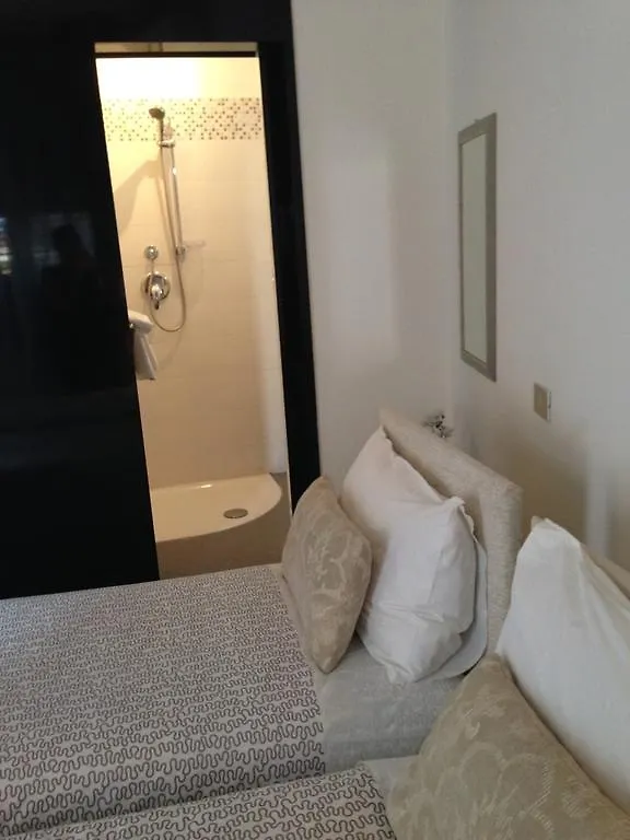 B&B Mundi Milan Bed & Breakfast