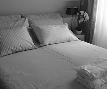 B&B Mundi Milan 0*,  Italy